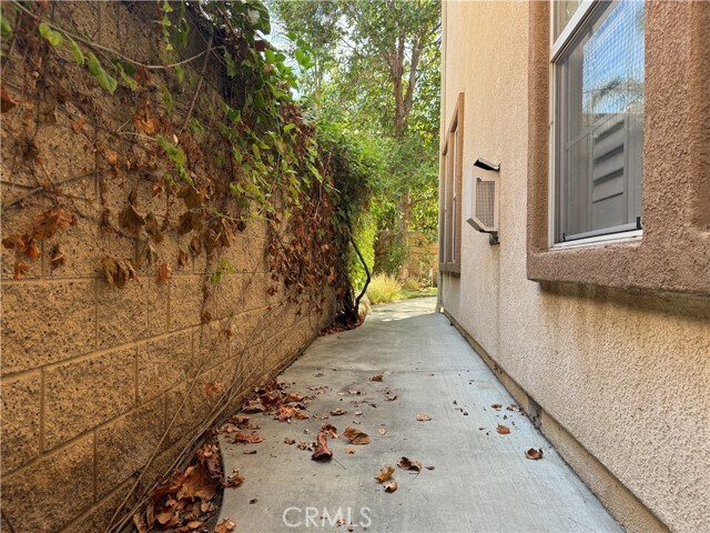 Building Photo - 414 Condor Ave