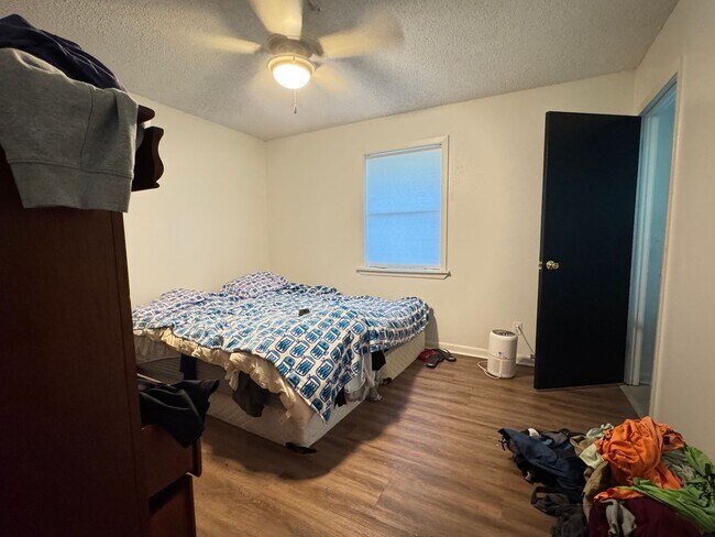 Building Photo - 3 Bed, 2 Bath Home in Ruston