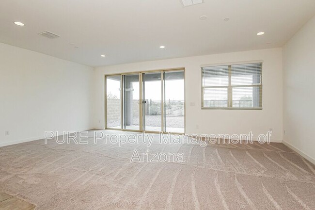 Building Photo - 12431 W Via Caballo Blanco