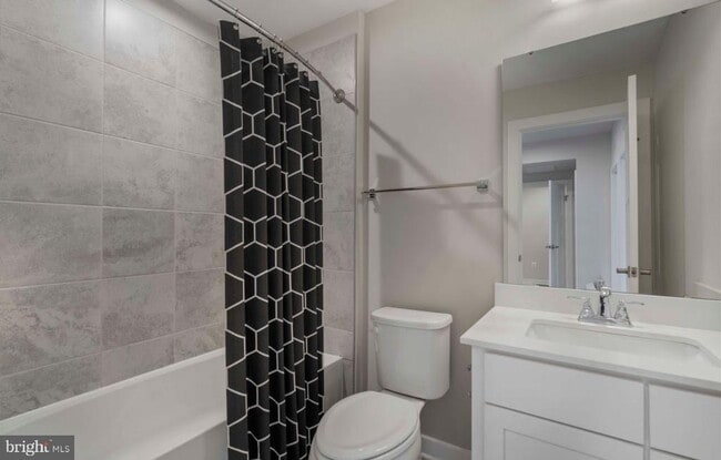 Building Photo - 42627 Burbank Terrace