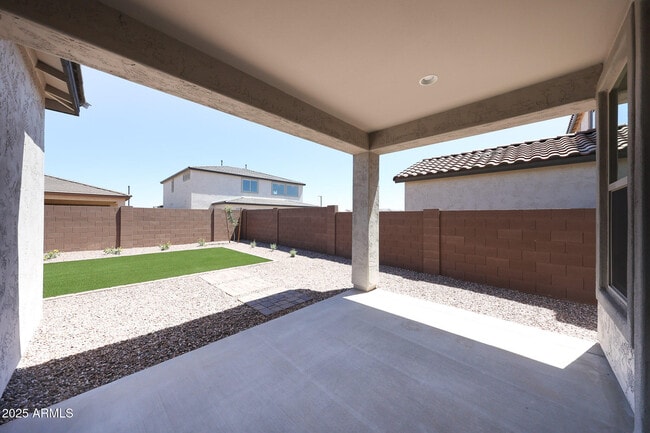 Building Photo - 25333 N 172nd Dr