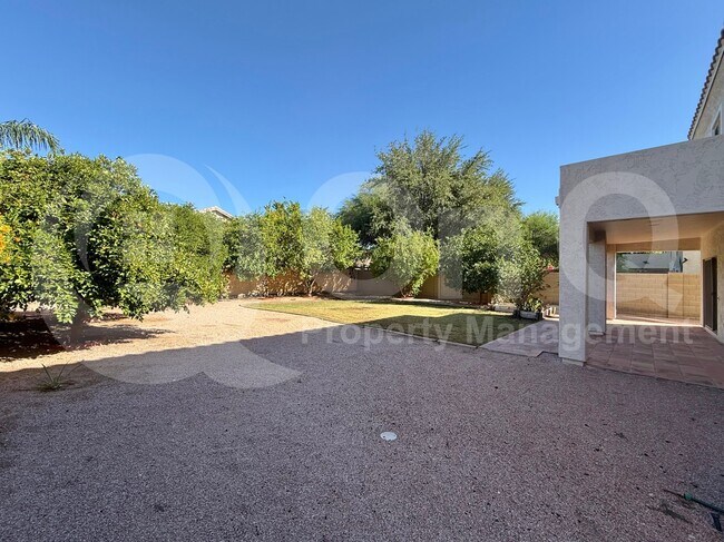Building Photo - 16803 N 50th Way