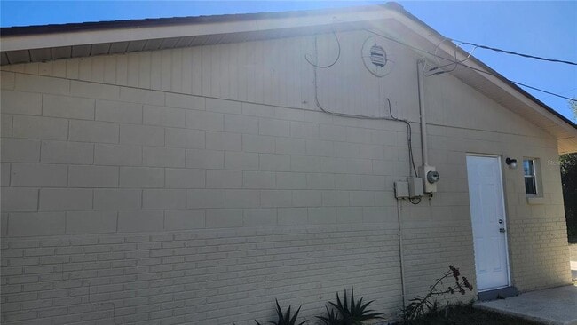 Building Photo - 957 Wilmington Dr