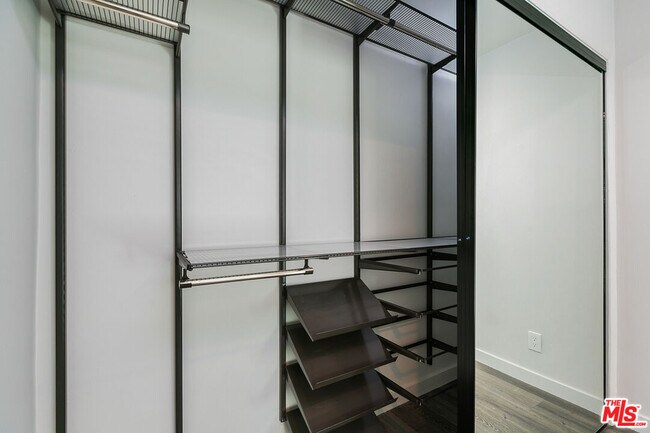 Building Photo - 3622 Keystone Av