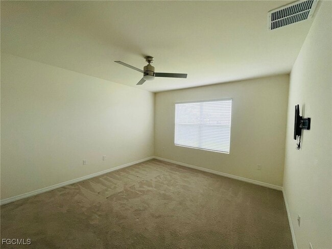 Building Photo - 2426 NW 19th Pl