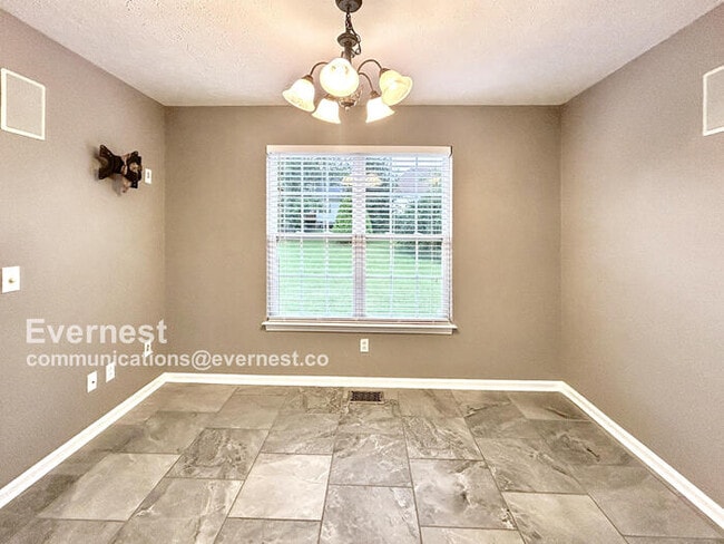 Building Photo - 3420 Chateau Valley Ln