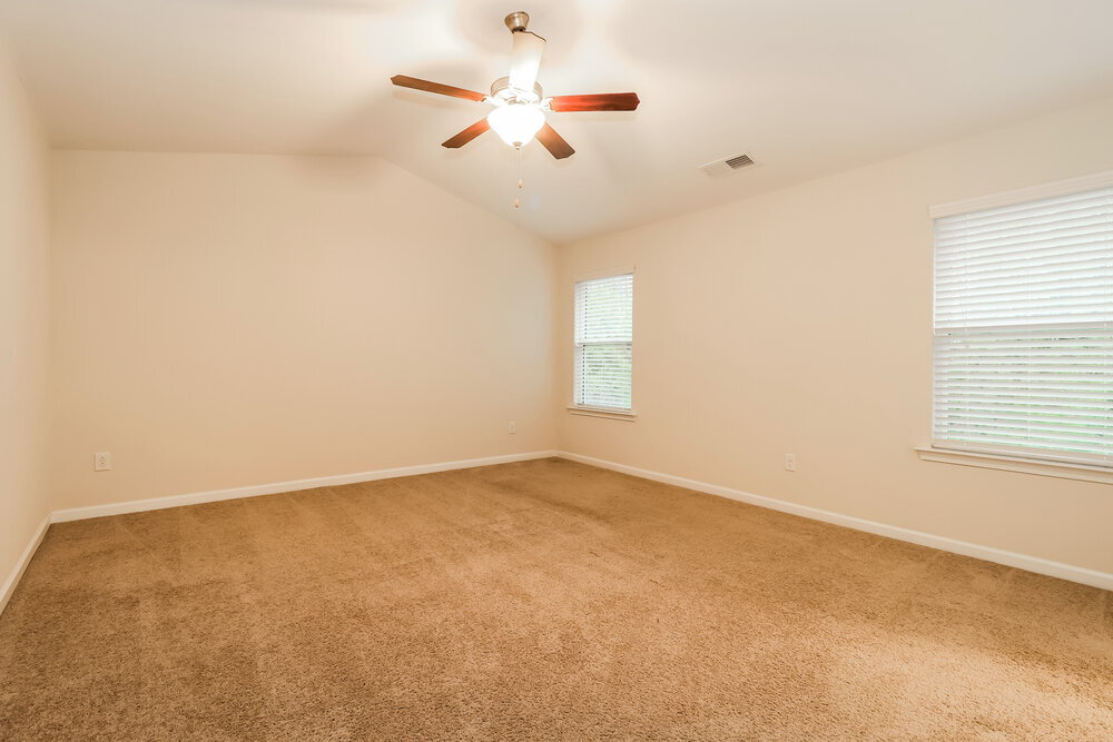Building Photo - 386 Darbys Run Ct