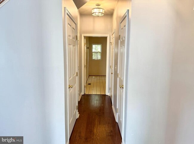 Building Photo - 35 Live Oak Ln