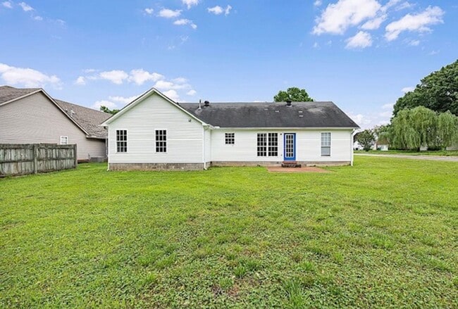 Building Photo - 7 Hartsfield Dr