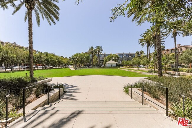 Building Photo - 13200 Pacific Promenade