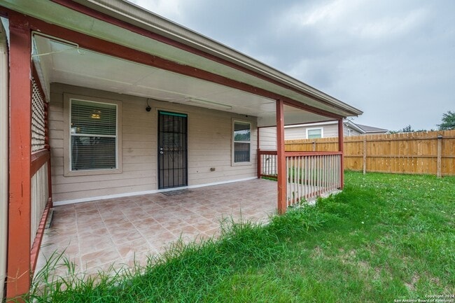 Building Photo - 11462 Country Canyon