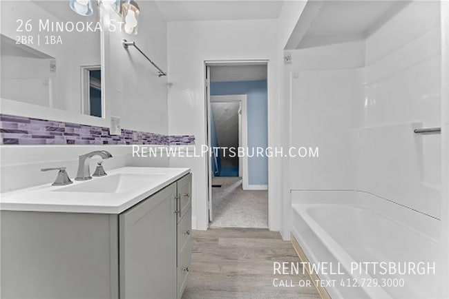 Building Photo - 26 Minooka St