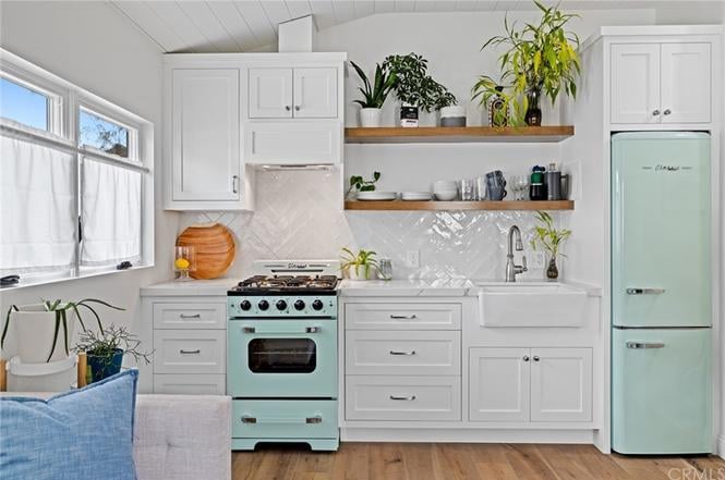 Building Photo - 489 Jasmine St