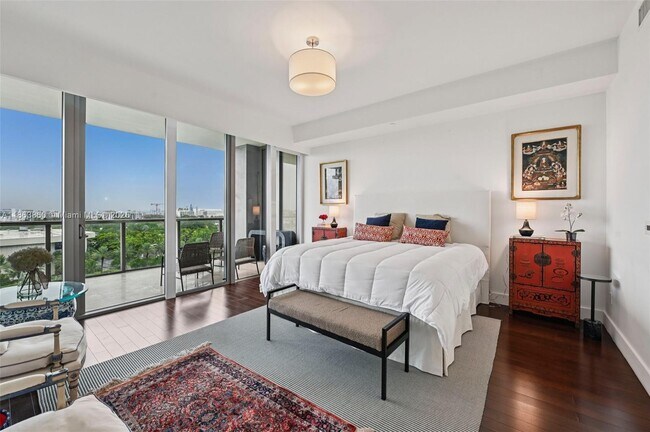 Building Photo - 9705 Collins Ave