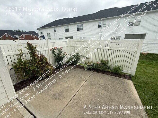 Building Photo - 16317 Meadowlands Ct