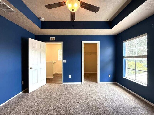 Building Photo - 16221 Bridgewalk Dr