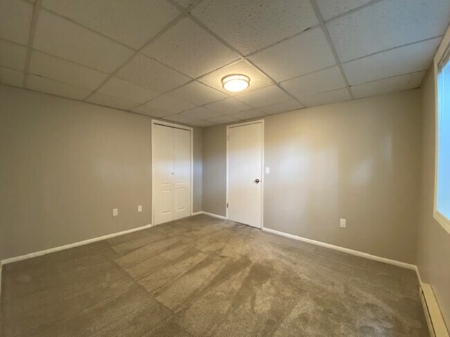 Building Photo - 18417 E Bow Ave