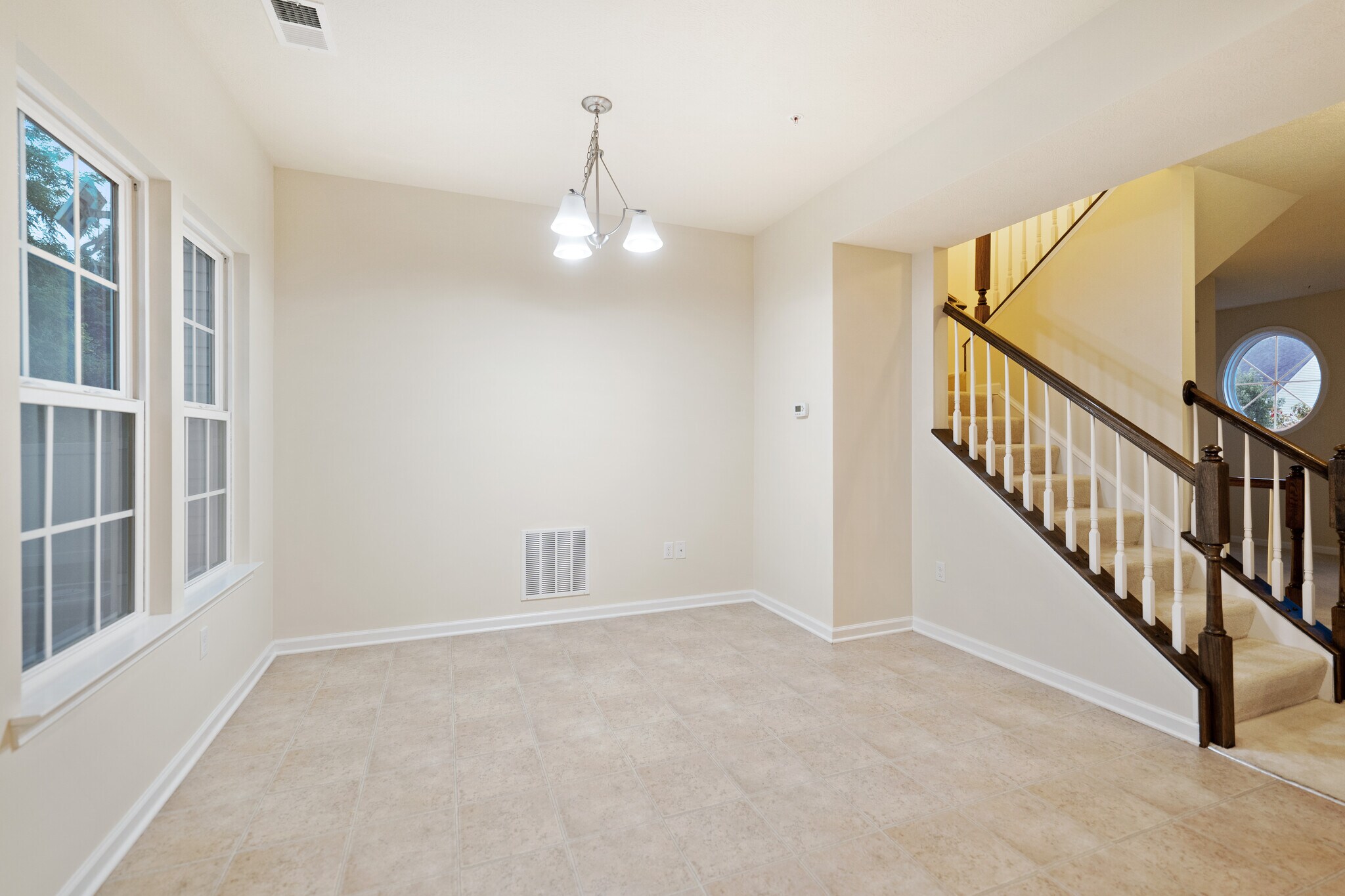 Building Photo - 8042 Hinsdale Ln
