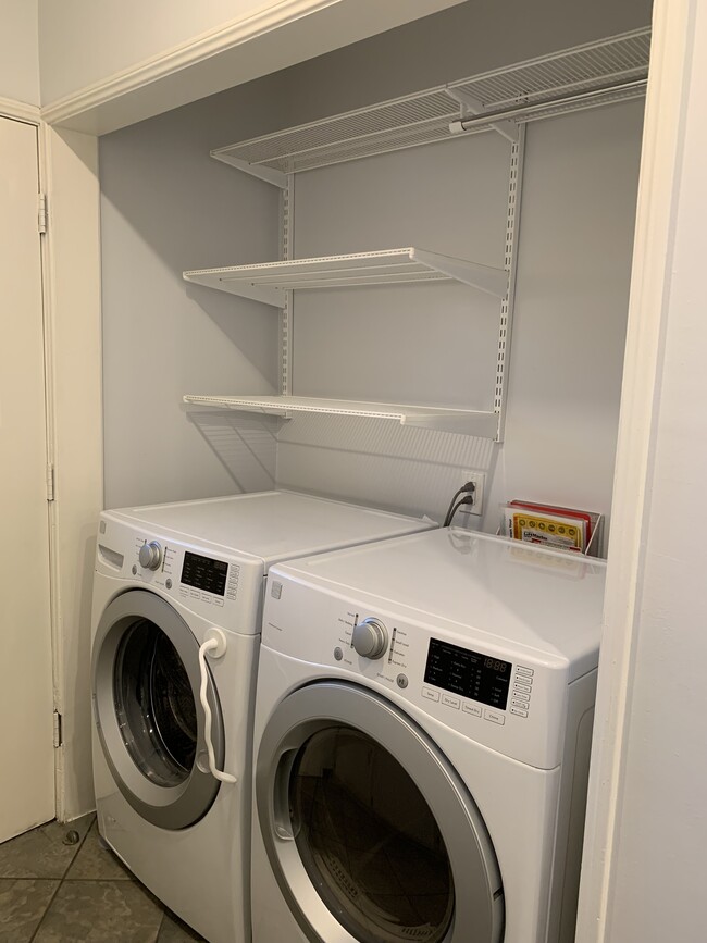 Laundry - 2600 W Ramona Rd