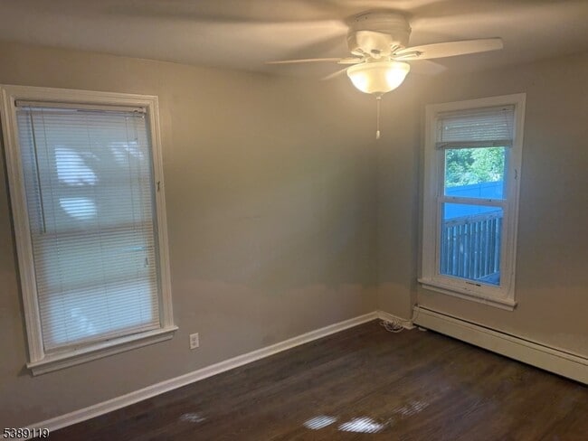 Building Photo - 915 Springfield Ave