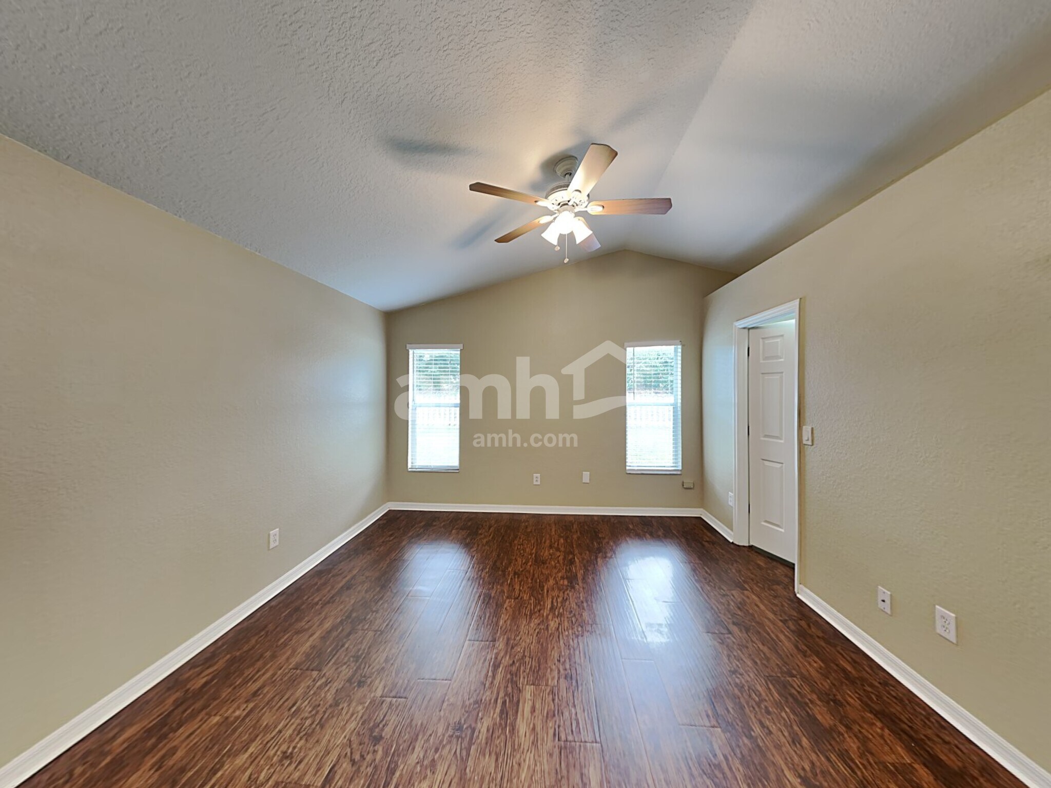 Building Photo - 11604 Brookmore Way