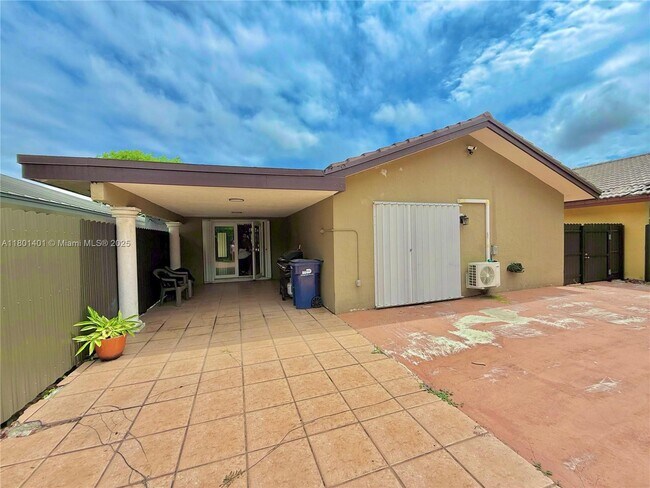 Building Photo - 13735 SW 157th St