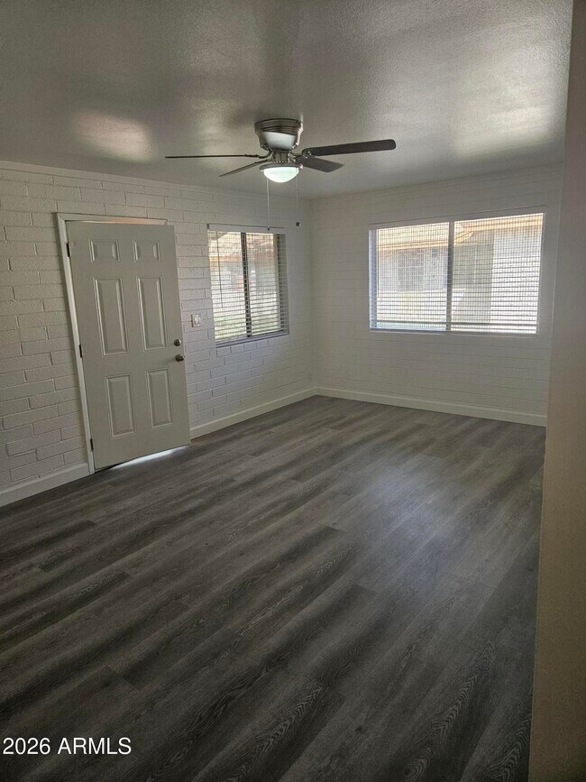 Building Photo - 6043 N 23rd Ave