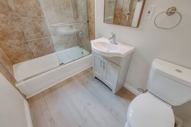 Building Photo - 6309 8th Ave