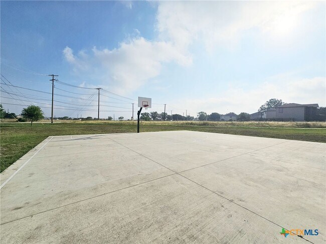 Building Photo - 776 Bullsnake Trl