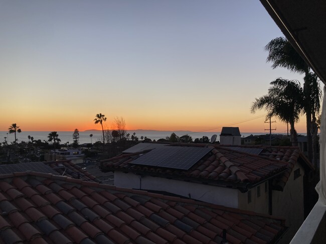 Sunset view of Catalina Island - 1445 Hillcrest Dr