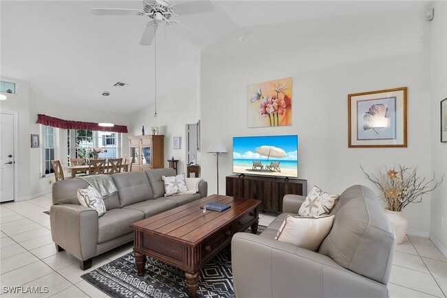 Building Photo - 443 Dundee Ct