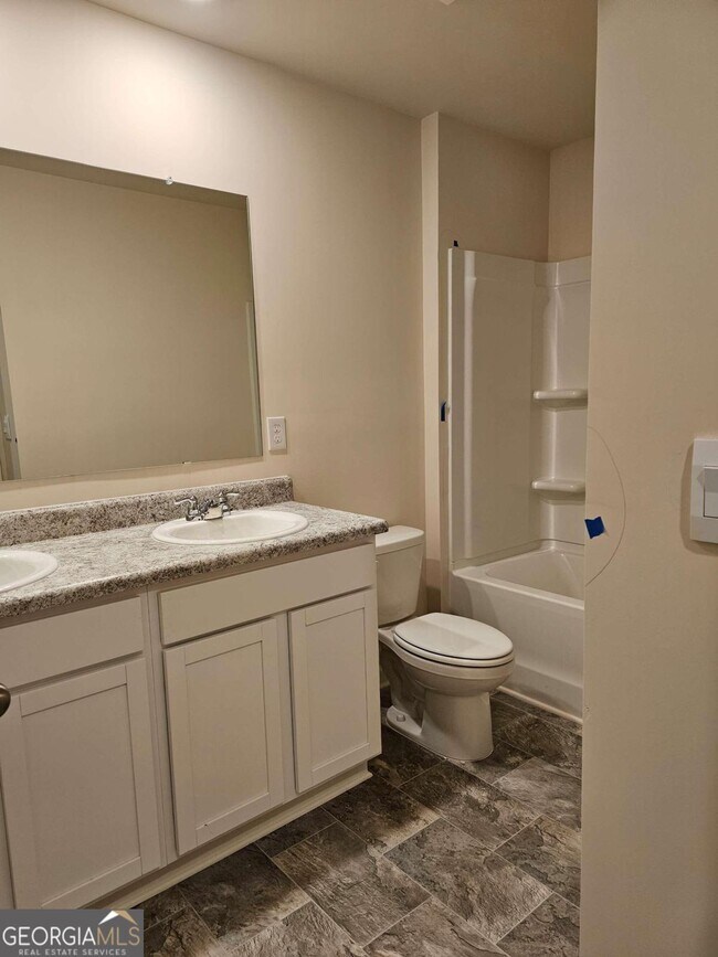 Building Photo - 45 Embry Blvd