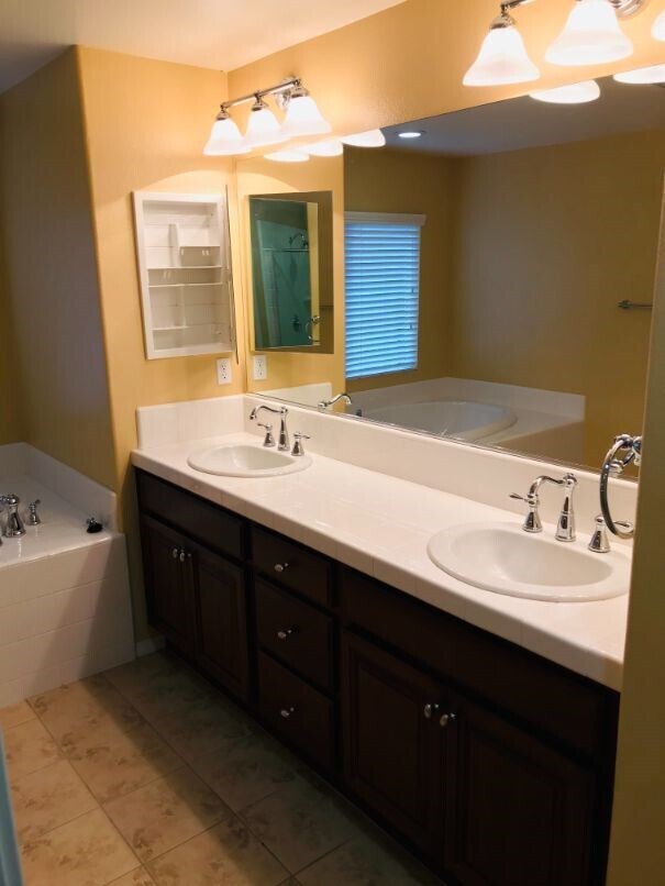 Building Photo - 45611 Basswood Ct