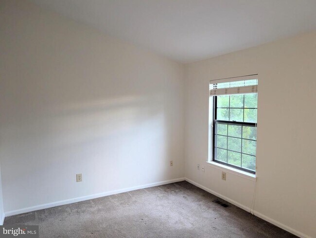 Building Photo - 6026 Little Brook Ct