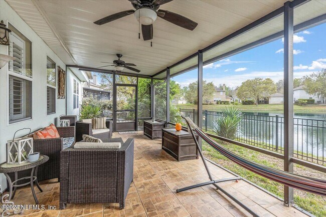 Building Photo - 1687 Majestic View Ln