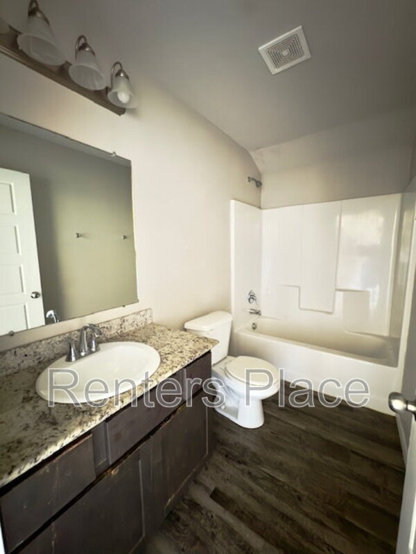 Building Photo - 7424 E 160th Pl S
