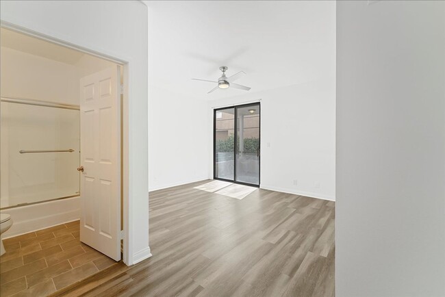 Building Photo - 4741 Radford Ave