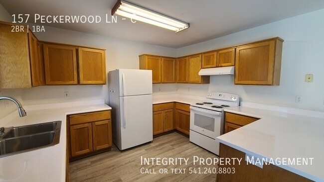 Building Photo - 157 Peckerwood Ln