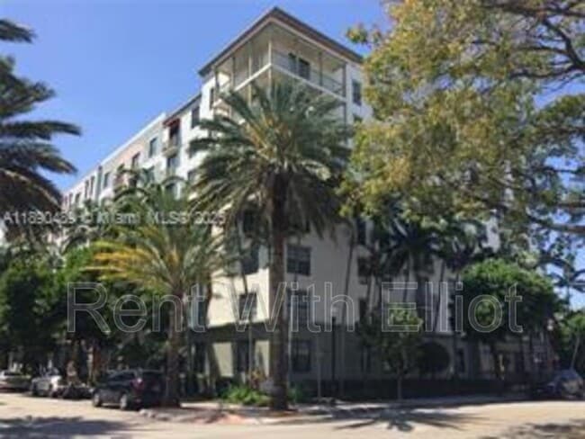 Building Photo - 2100 Van Buren St