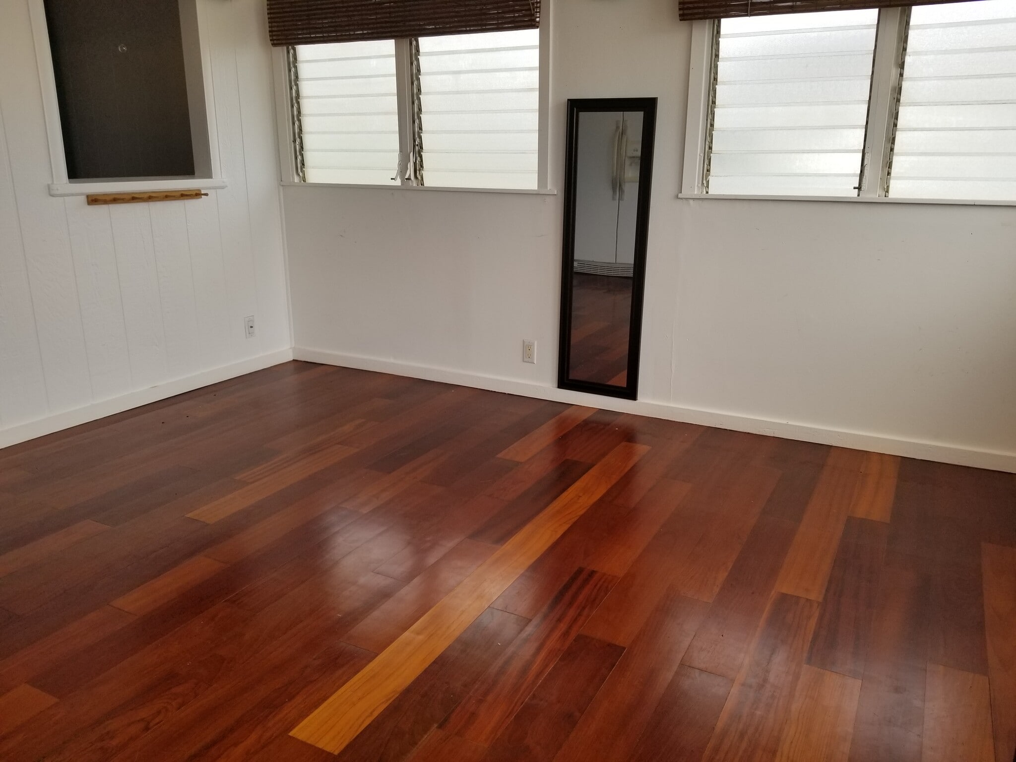 floors newly refinished. - 1675 Malakia Street Unit #2