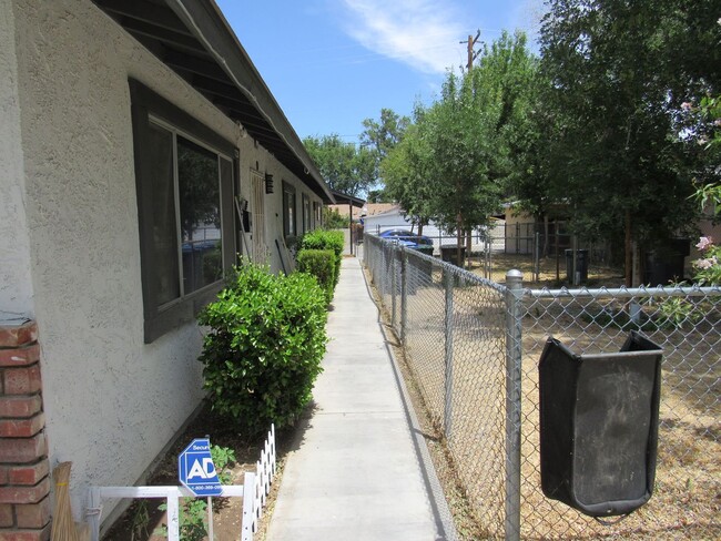 Building Photo - West Lancaster Duplex