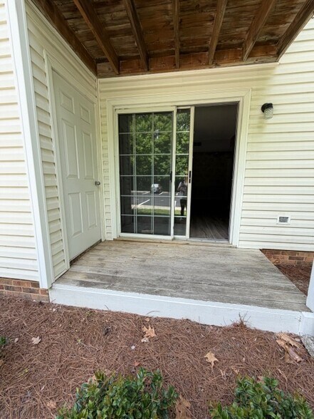 Building Photo - 5611 Hornaday Rd