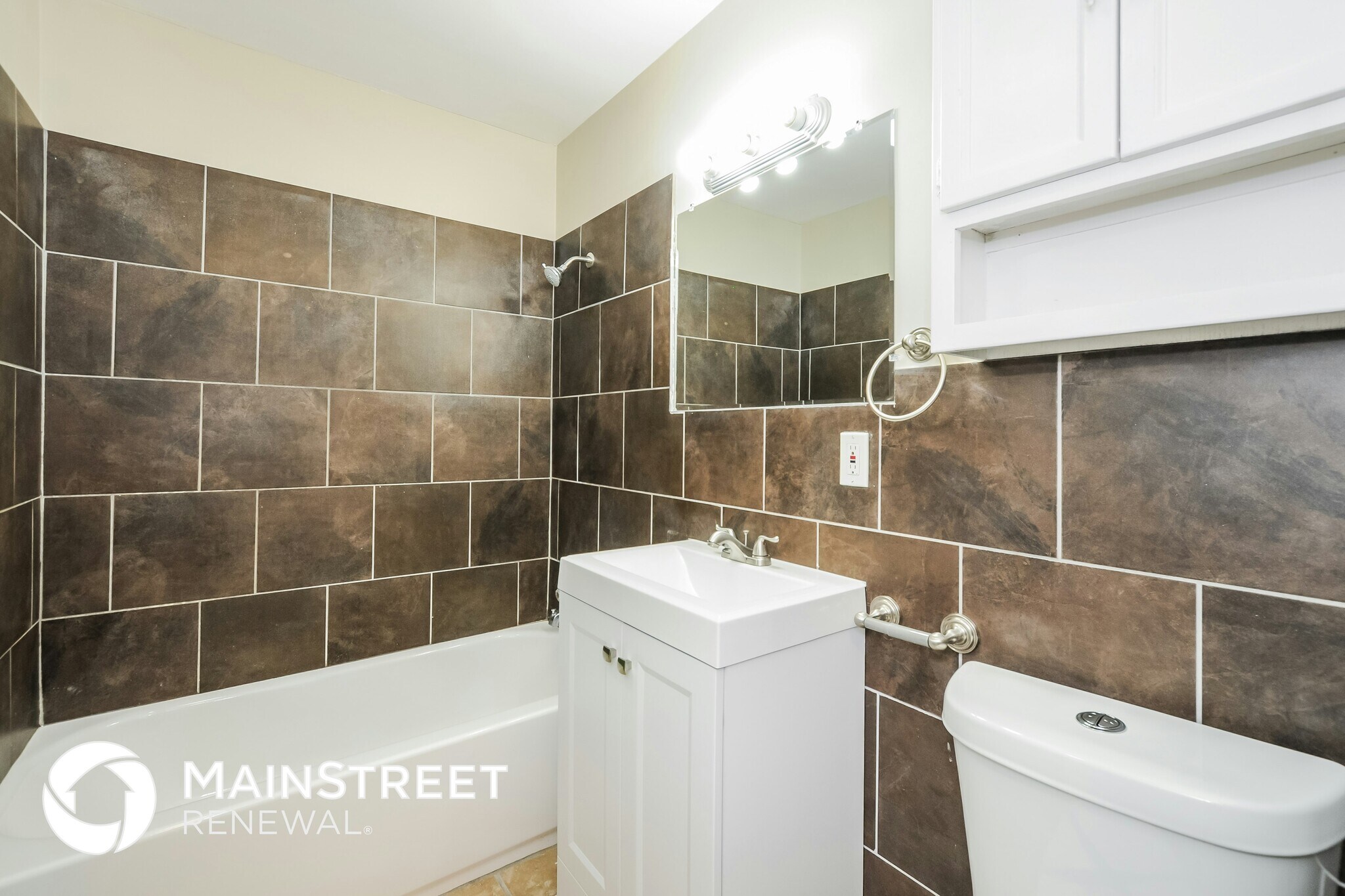 Building Photo - 8003 E 90th Terrace