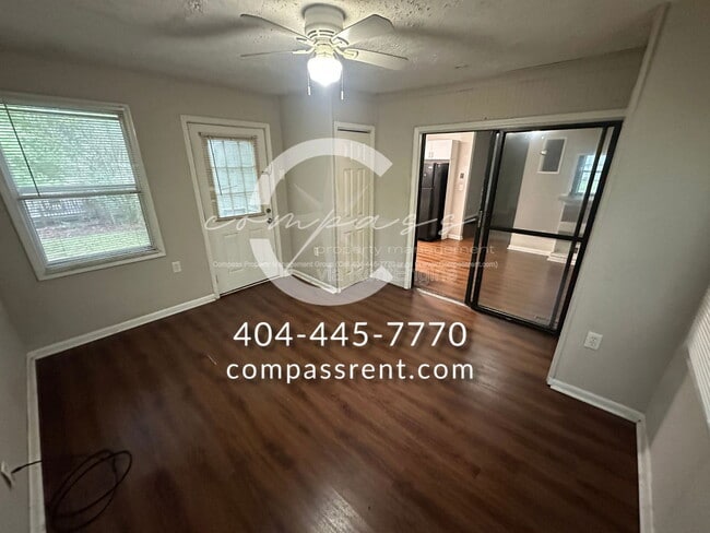 Building Photo - 3841 Bentley Dr