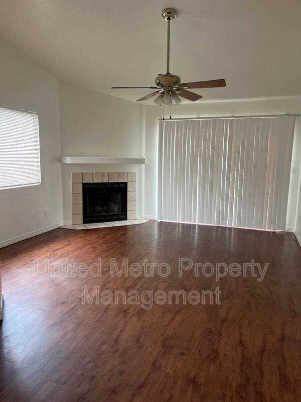 Building Photo - 8360 E. Lakeshore Drive