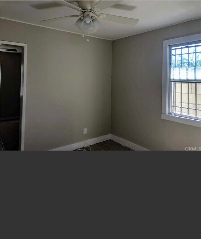 Building Photo - 1716 E 65th St