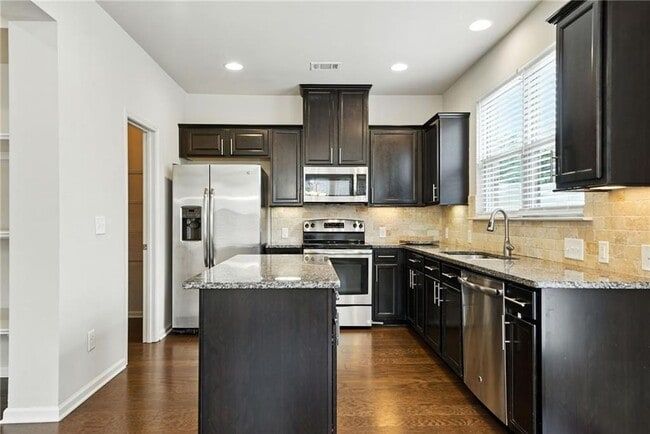Building Photo - 2408 Chancery Mill Ln