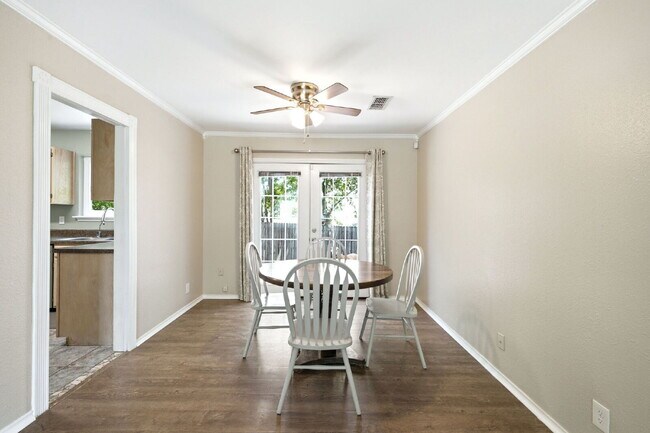 Building Photo - Updated home on a corner lot in a gated community!