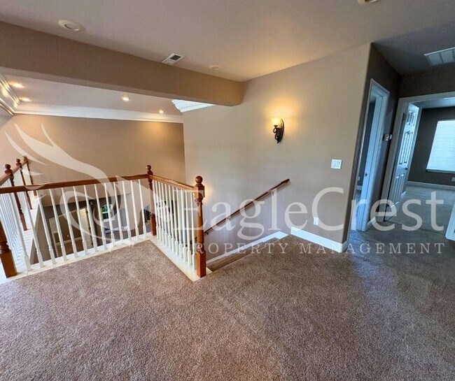 Building Photo - Luxury Bella Terra Estate with Mountain & Vineyard Views