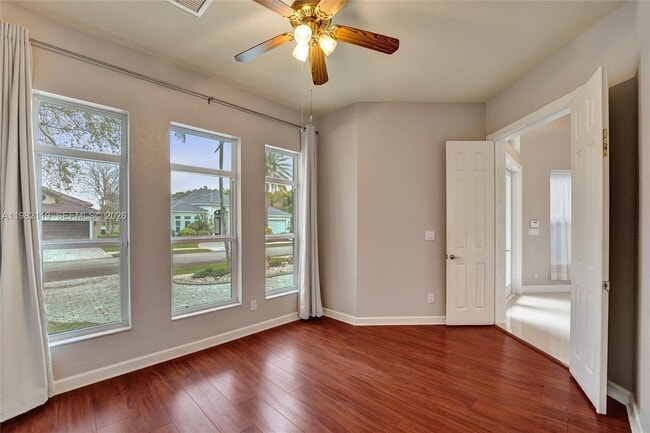 Building Photo - 8006 N Savannah Cir